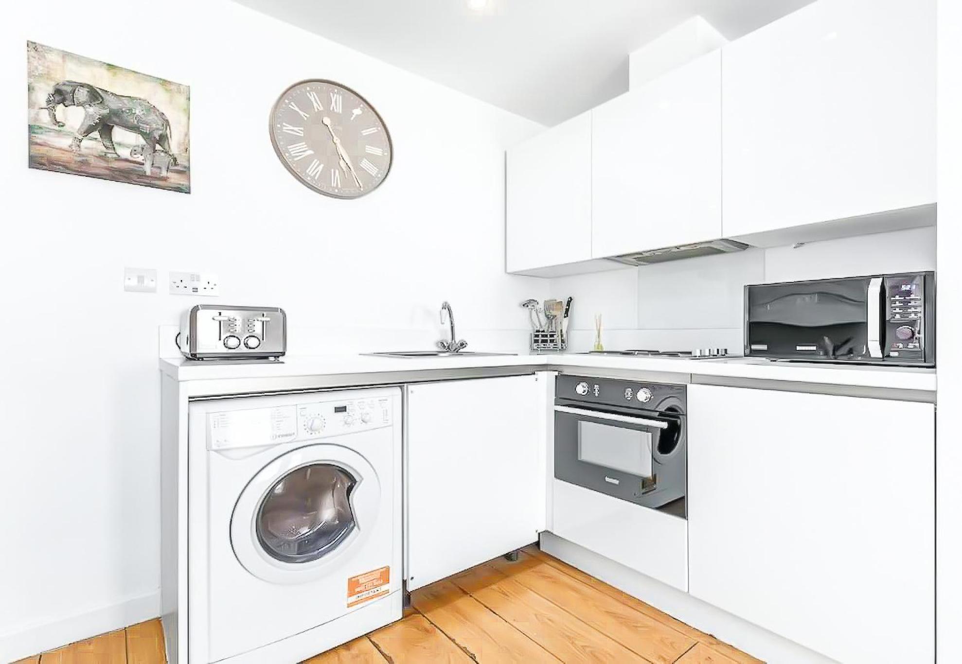 Piccadilly, Soho 1 Bedroom Sleep 6 Vr1 Λονδίνο Εξωτερικό φωτογραφία