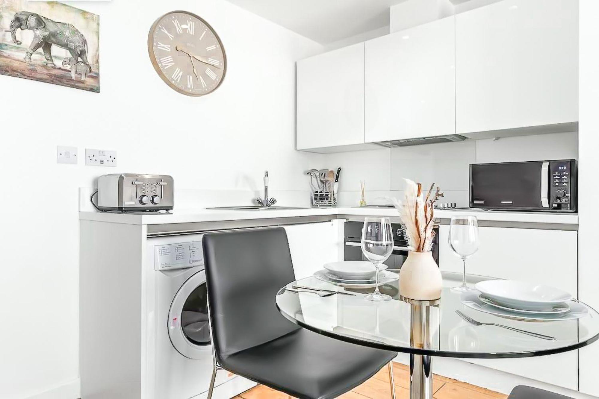 Piccadilly, Soho 1 Bedroom Sleep 6 Vr1 Λονδίνο Εξωτερικό φωτογραφία